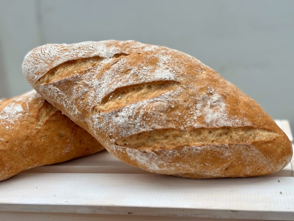 Barra de pan rustica sin gluten y sin lactosa1
